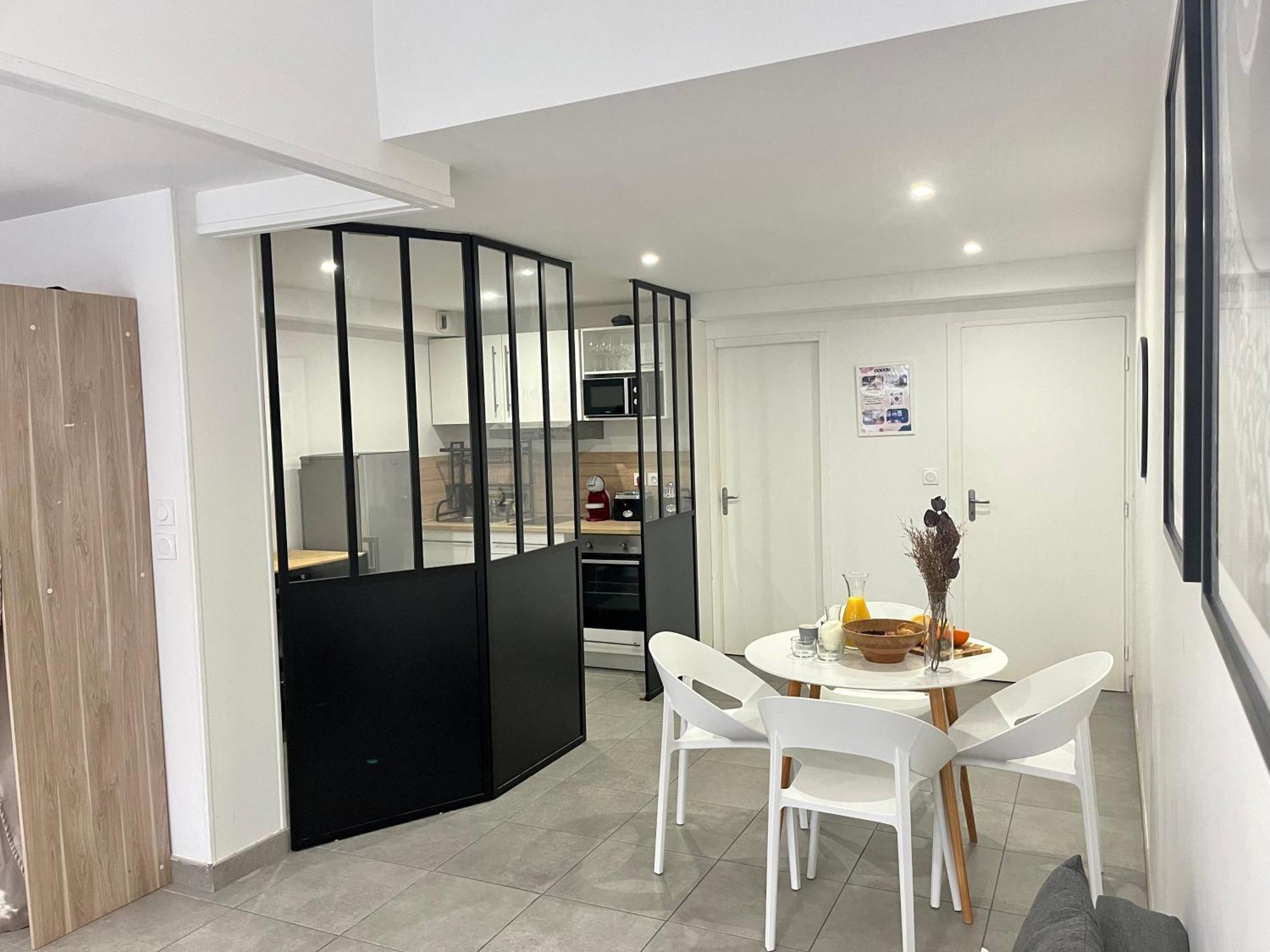 Suite Danbury Lyon Exterior foto